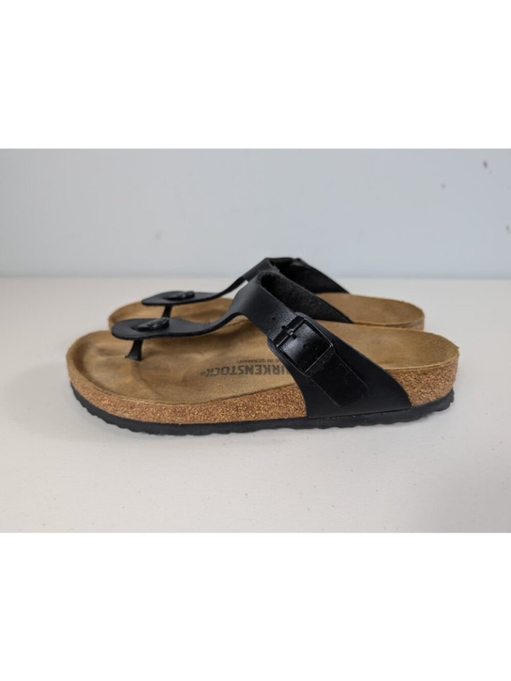 Birkenstock Gizeh thong sandals in black women's size 9 - Picture 8 of 12